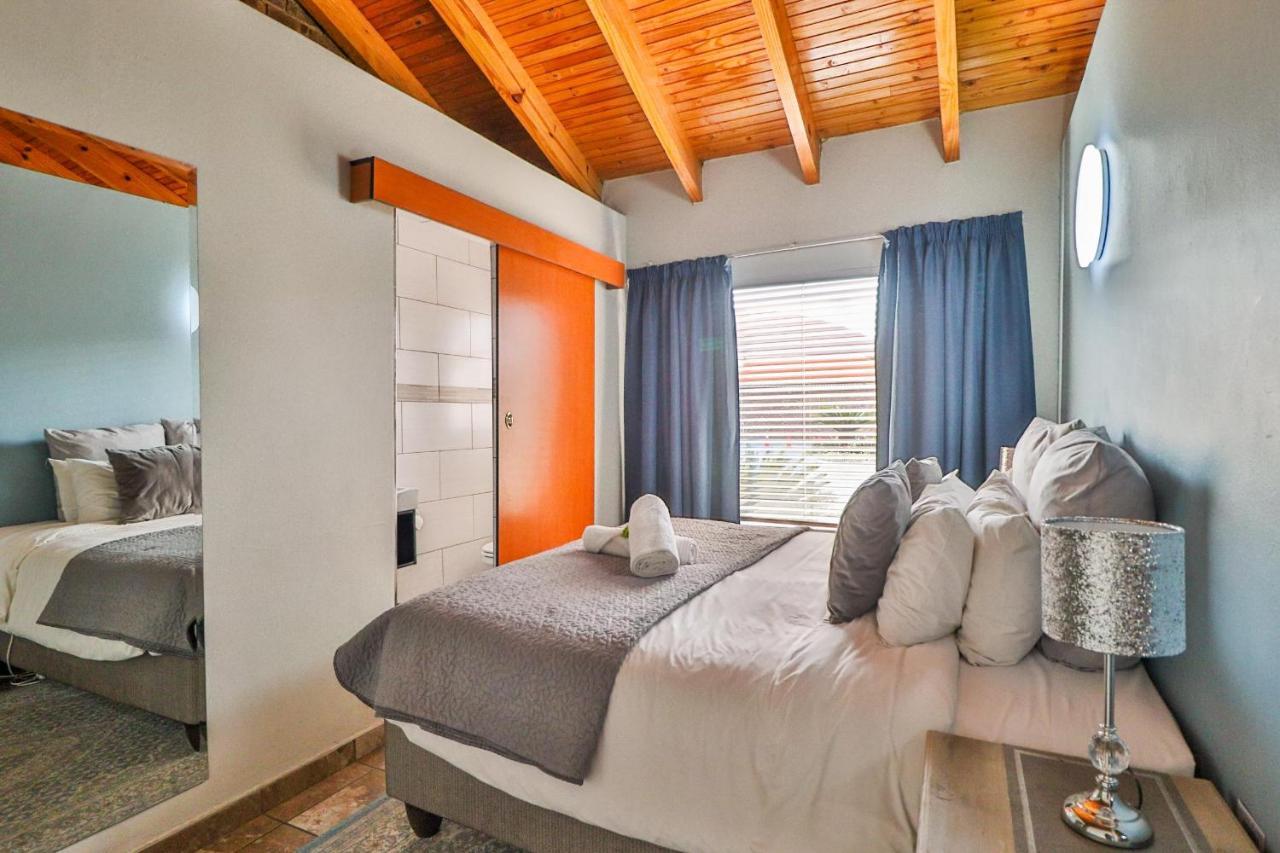 Rudman Townhouses Self-Catering Accommodation บ็อคสเบิร์ก ภายนอก รูปภาพ